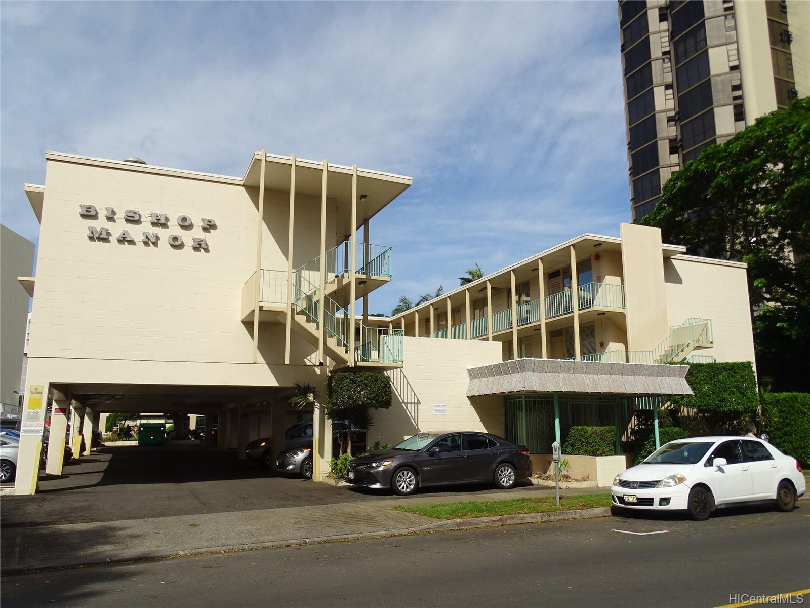 Bishop Manor condo # 3, Honolulu, Hawaii - photo 2 of 16