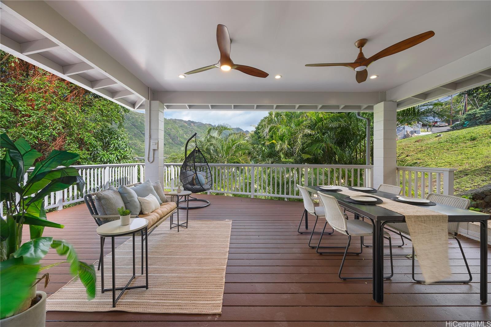 920  Leighton Street Aina Haina Area, Diamond Head home - photo 11 of 25