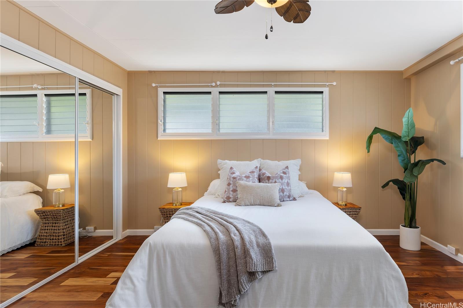 920  Leighton Street Aina Haina Area, Diamond Head home - photo 16 of 25