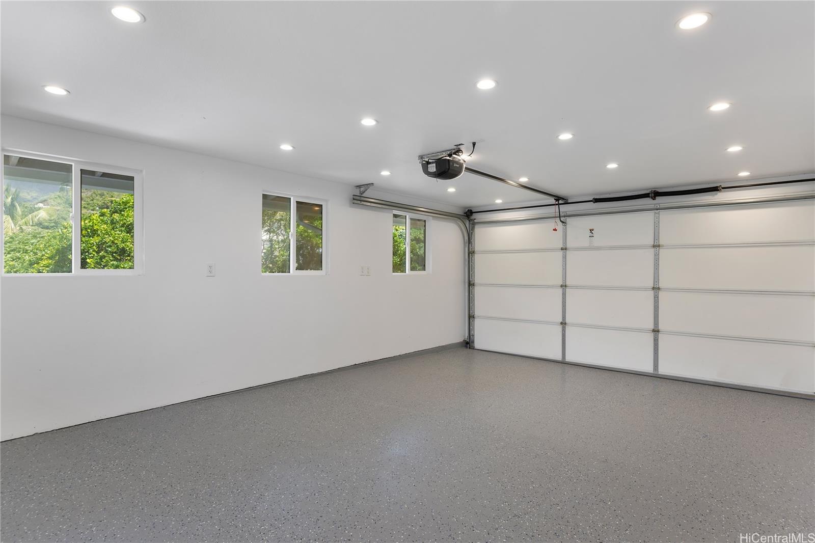 920  Leighton Street Aina Haina Area, Diamond Head home - photo 20 of 25