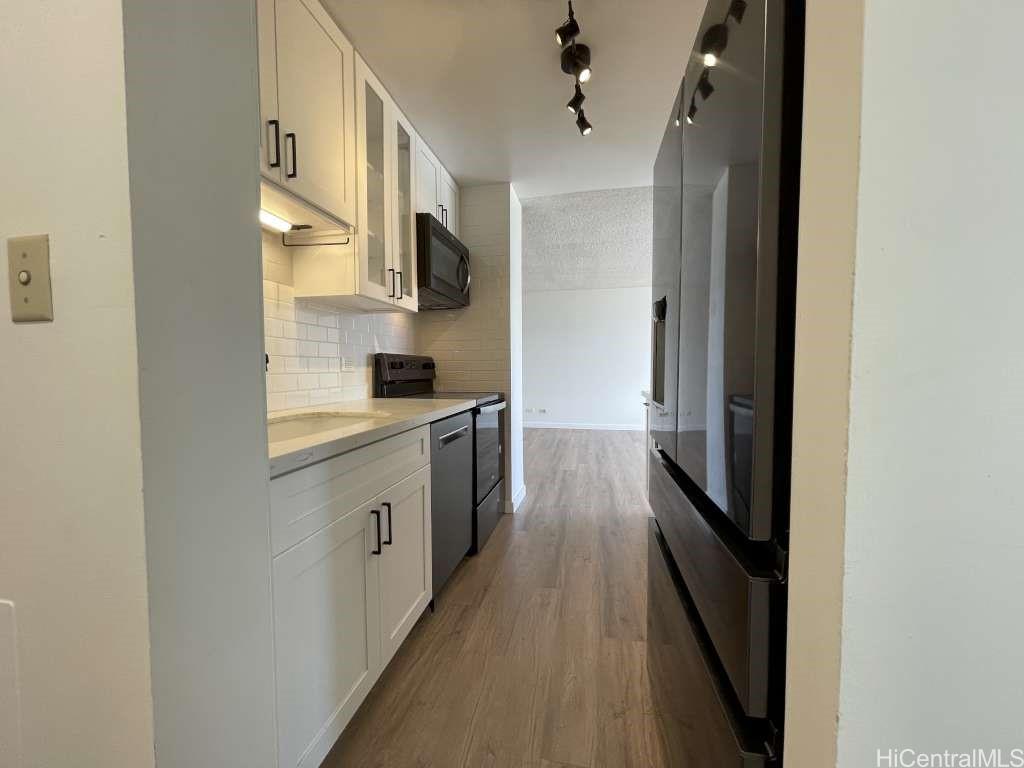 920 Ward Ave Honolulu - Rental - photo 15 of 25