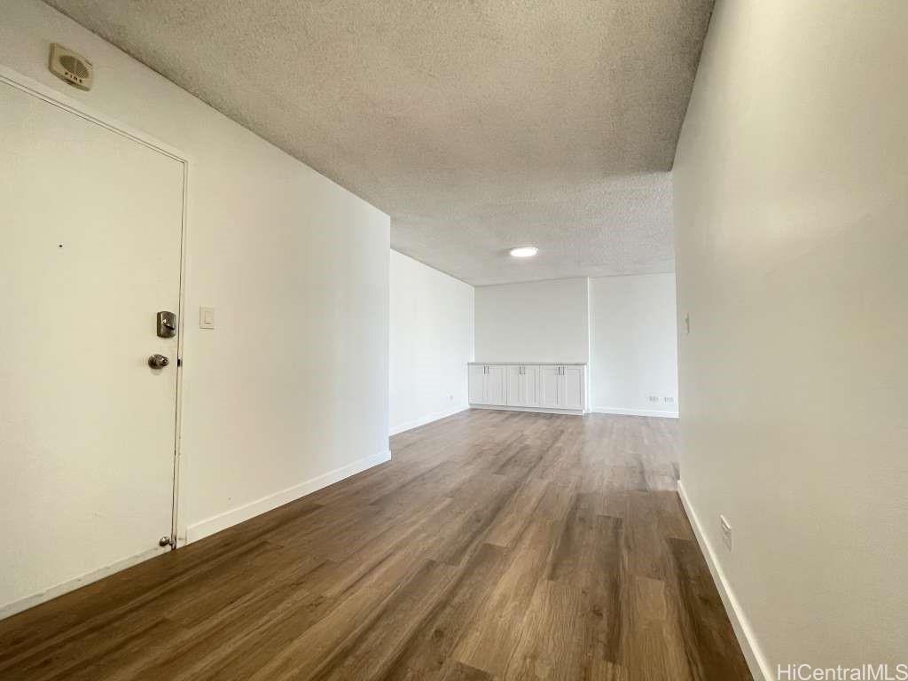 920 Ward Ave Honolulu - Rental - photo 3 of 25