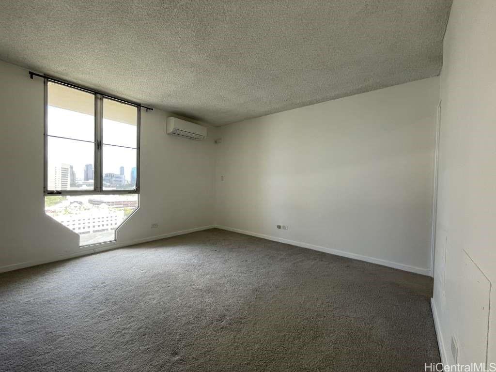 920 Ward Ave Honolulu - Rental - photo 21 of 25