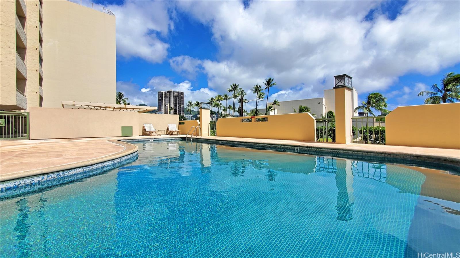 Royal Court condo # 17G, Honolulu, Hawaii - photo 15 of 24
