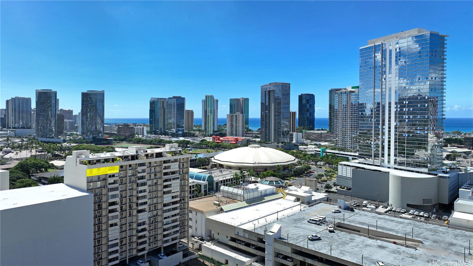 Royal Court condo # 17G, Honolulu, Hawaii - photo 21 of 24