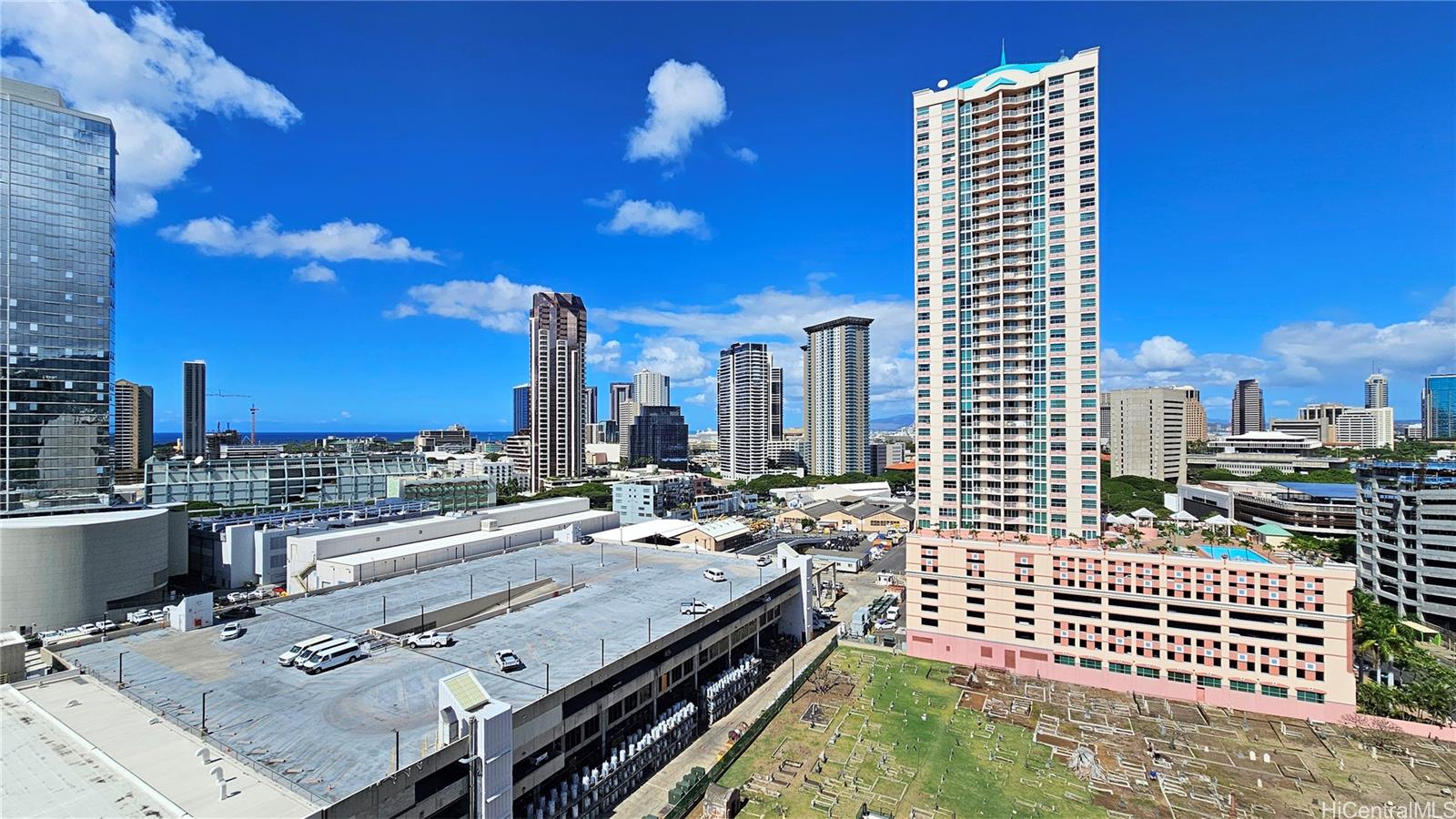 Royal Court condo # 17G, Honolulu, Hawaii - photo 24 of 24