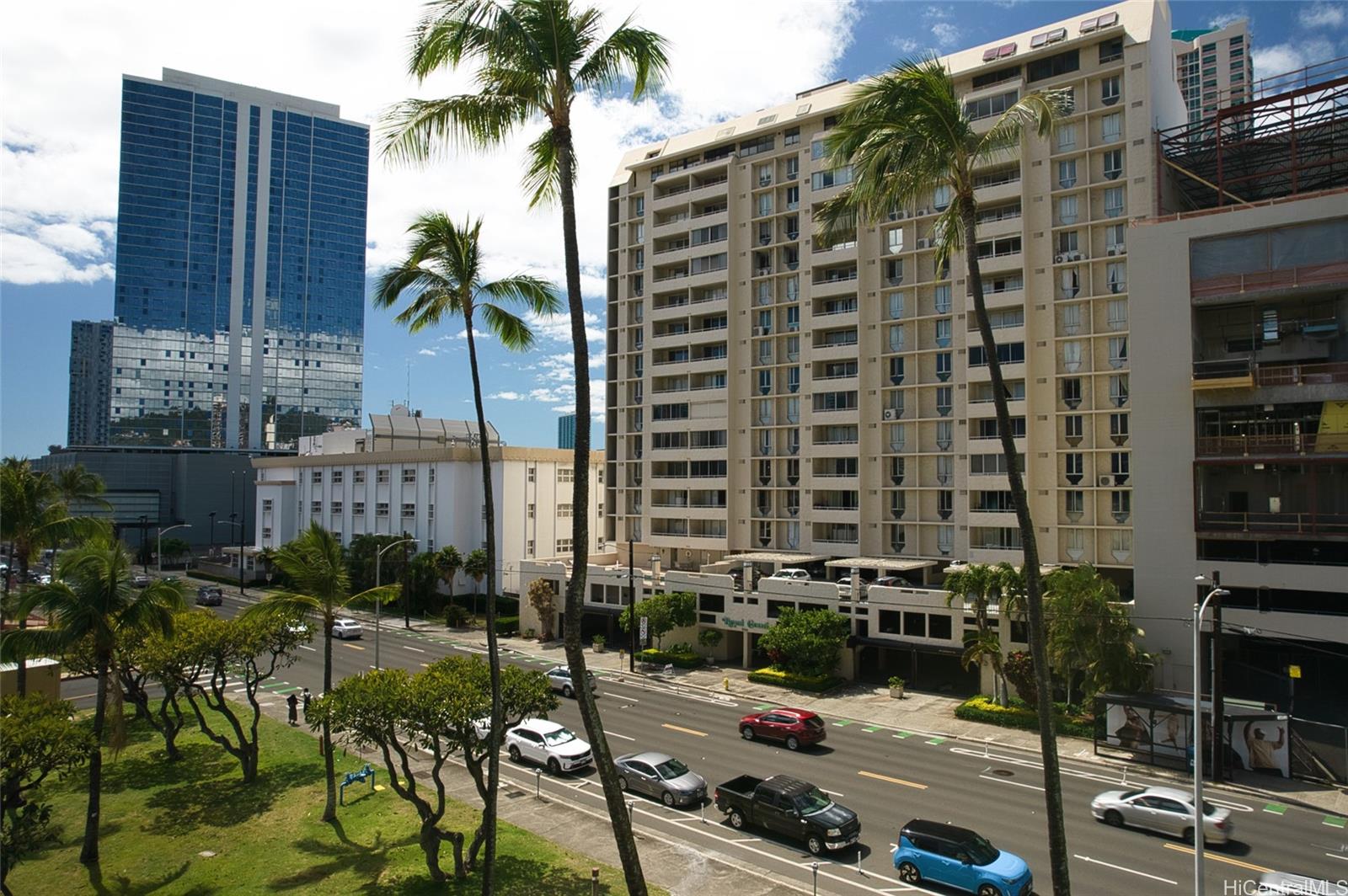 Royal Court condo # 8A, Honolulu, Hawaii - photo 23 of 25