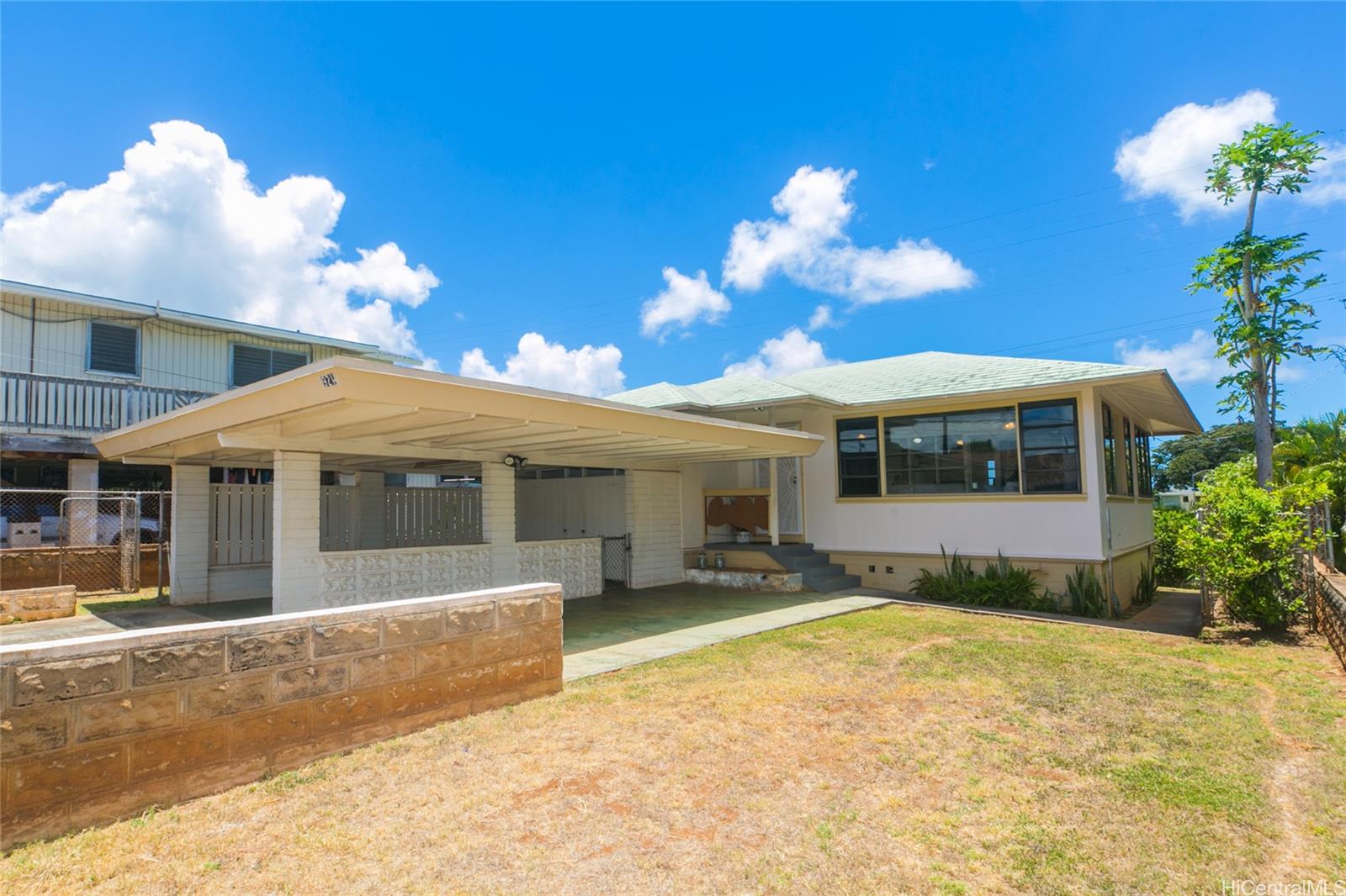 921 Luawai Street , Honolulu, Hi 96816 Kaimuki