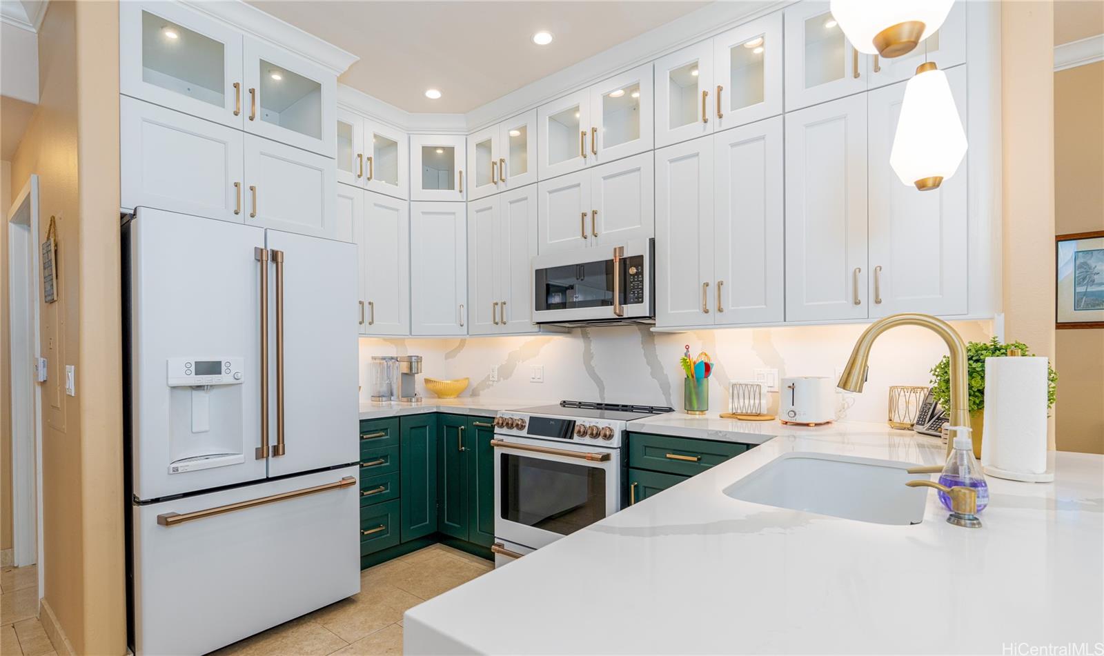 KOCA townhouse # 12B, Kapolei, Hawaii - photo 2 of 25