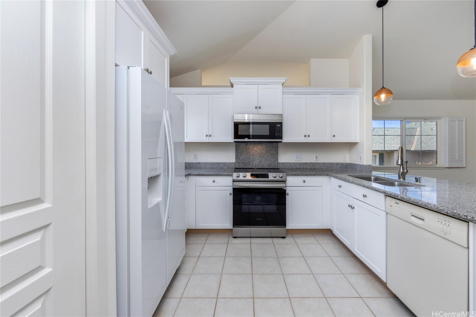 92-1001 Aliinui Drive Kapolei - Rental - photo 5 of 25