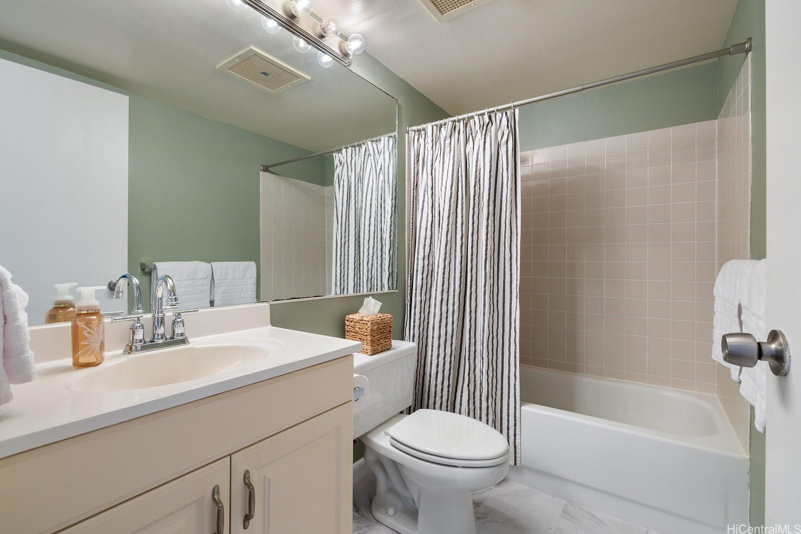 Palehua Community Assoc. townhouse # 5103, Kapolei, Hawaii - photo 17 of 25