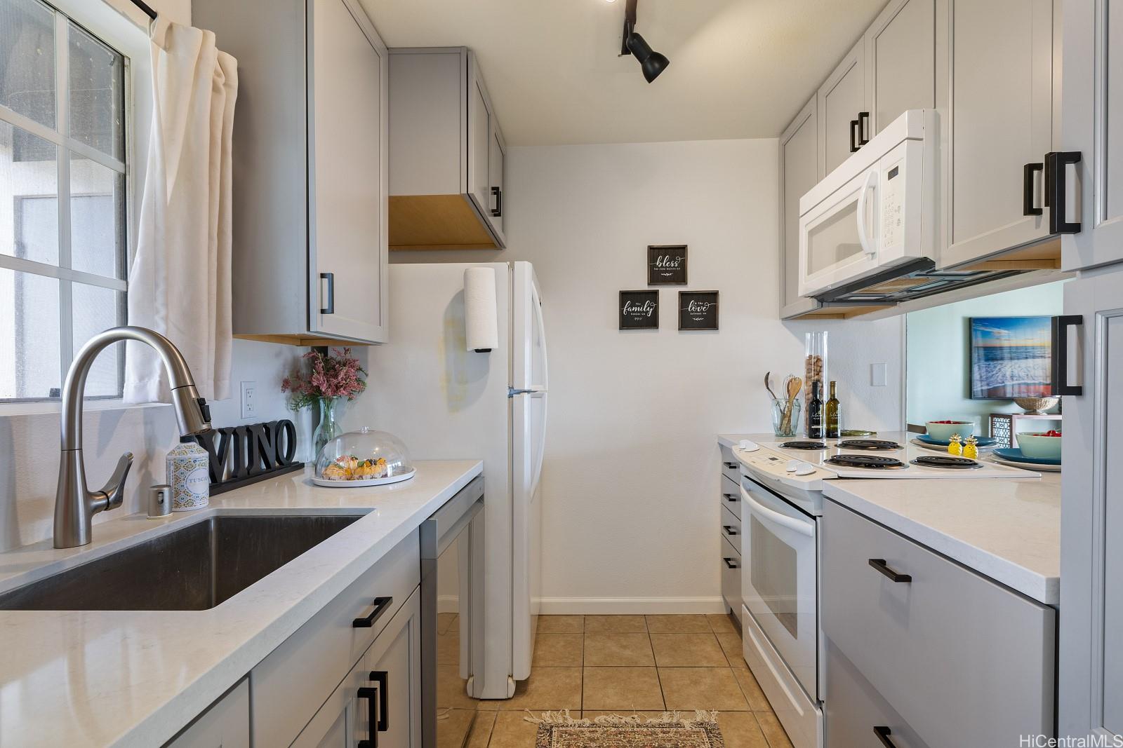 Palehua Community Assoc. townhouse # 5103, Kapolei, Hawaii - photo 7 of 25