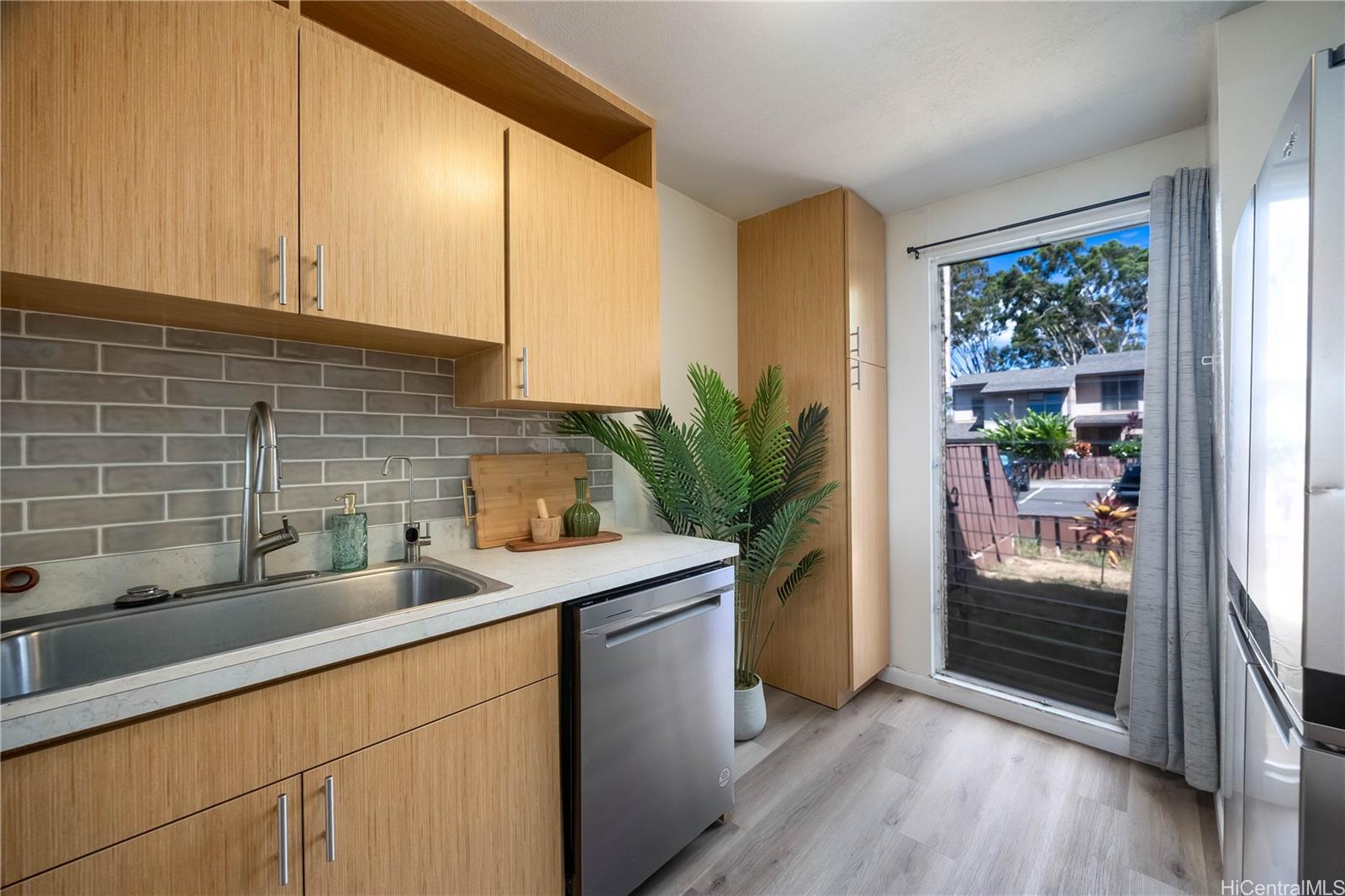 Palehua Community Association townhouse # 38, Kapolei, Hawaii - photo 5 of 21