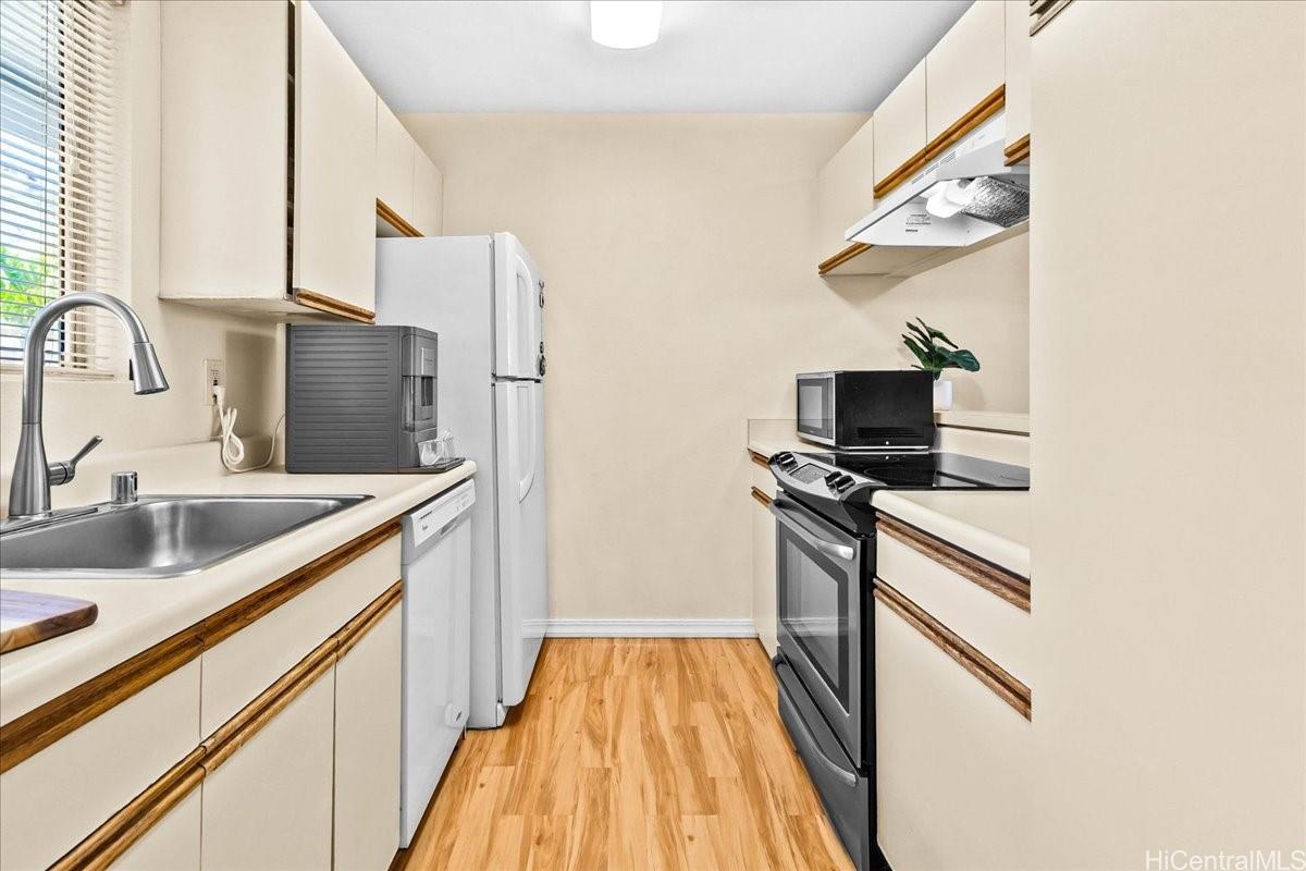 92-1019 Alaa Street townhouse # 16203, Kapolei, Hawaii - photo 5 of 25