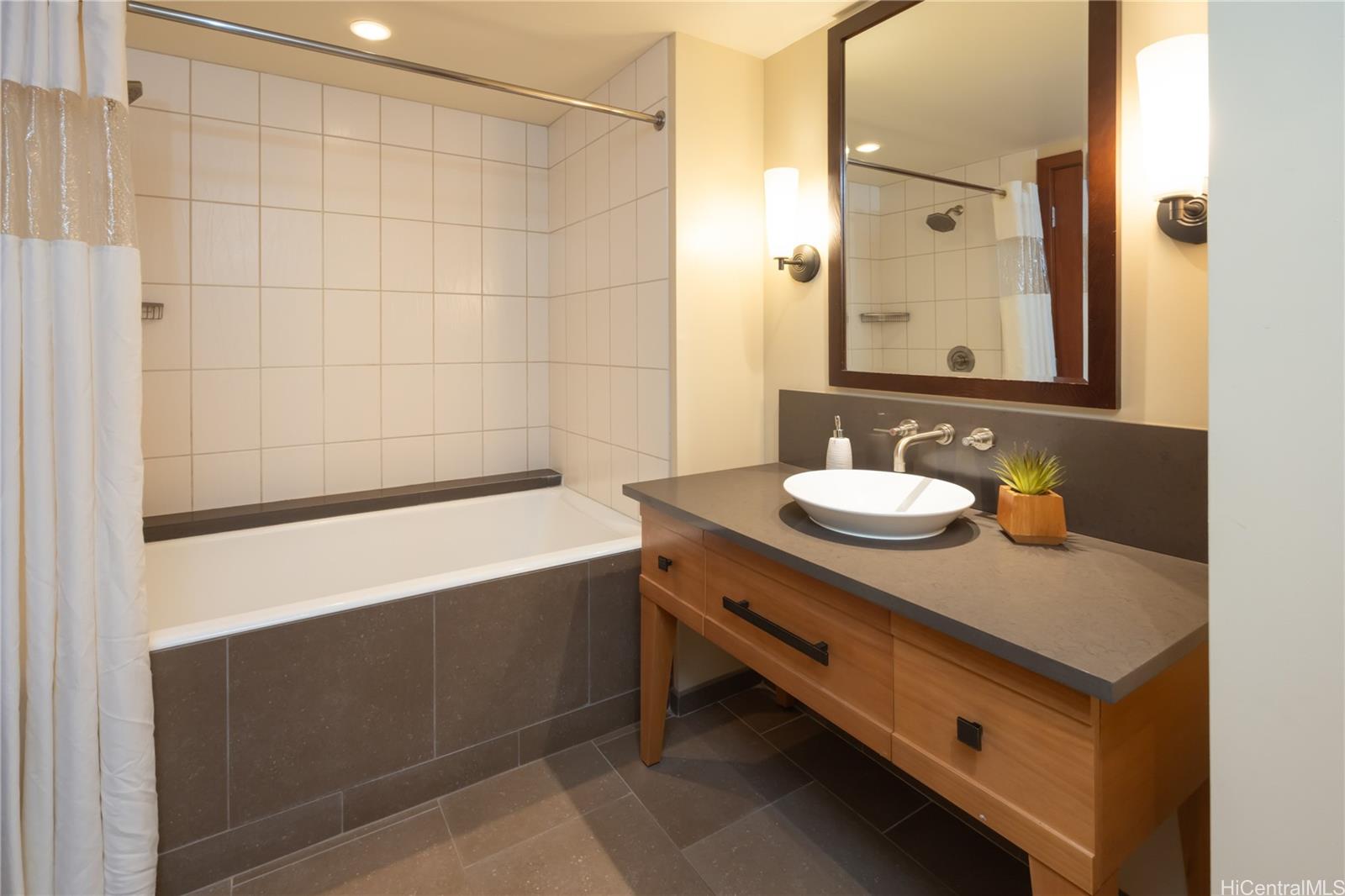 BeachVillas@Ko Olina condo # B310, Kapolei, Hawaii - photo 18 of 25