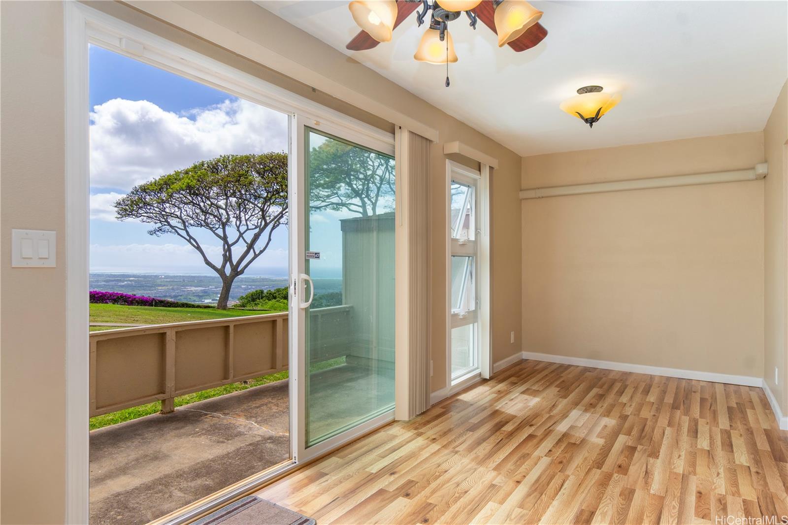 92-1023 Makakilo Drive townhouse # 69, Kapolei, Hawaii - photo 8 of 25