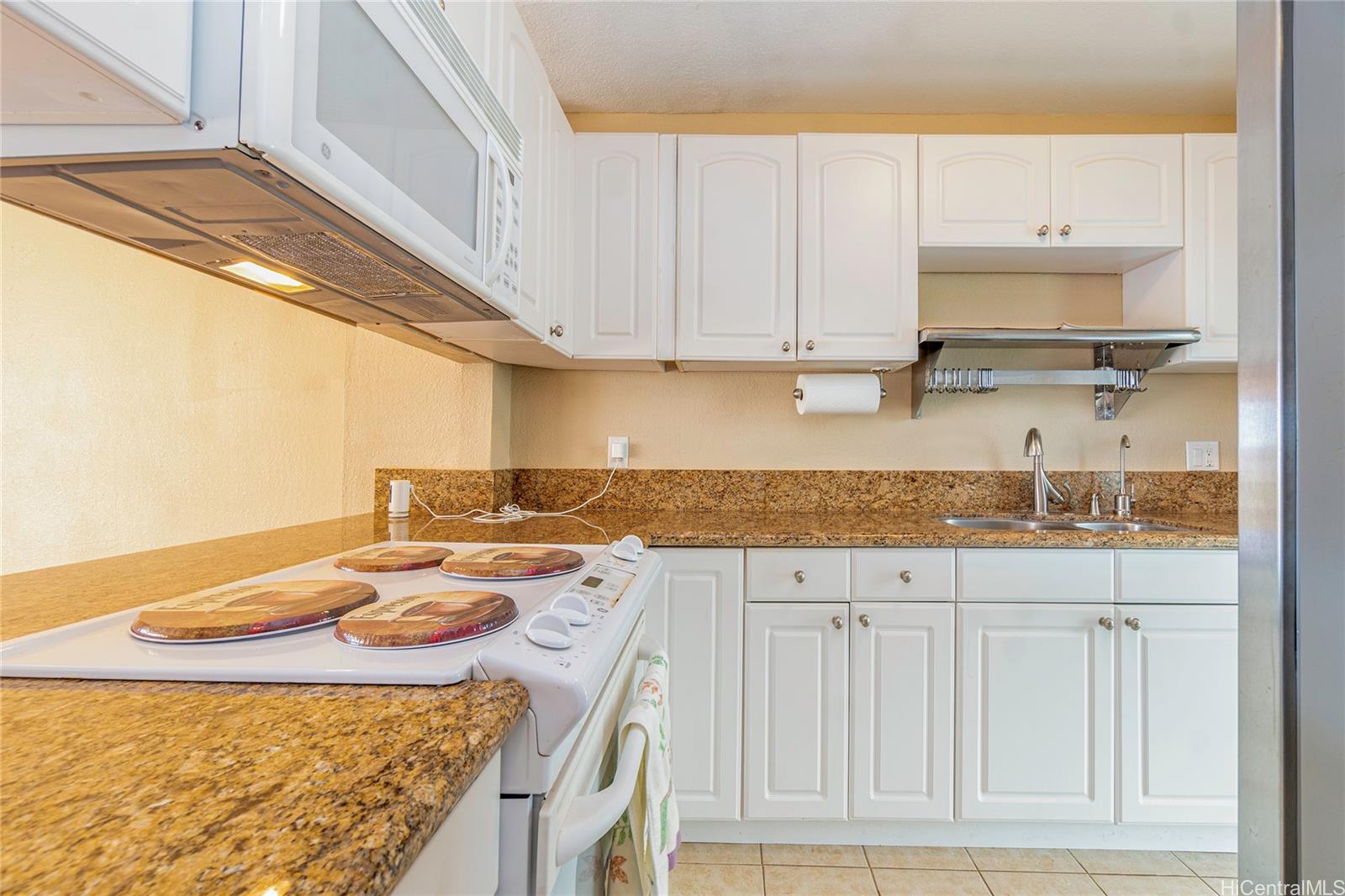 92-1023 Makakilo Drive townhouse # 69, Kapolei, Hawaii - photo 10 of 25