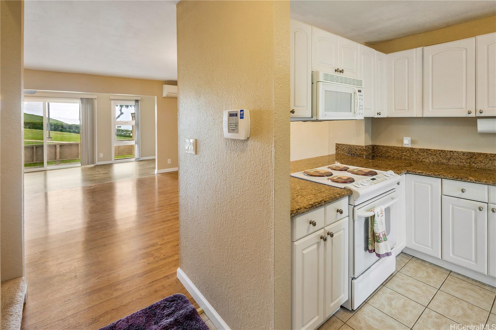 Palehua Community Association townhouse # 69, Kapolei, Hawaii - photo 5 of 25