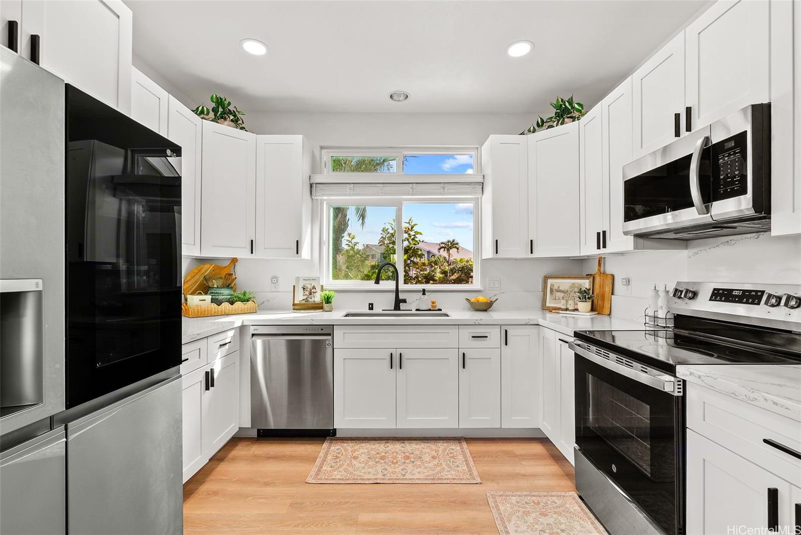 92-105  Palahia Pl Makakilo-west Hills, Makakilo home - photo 4 of 25