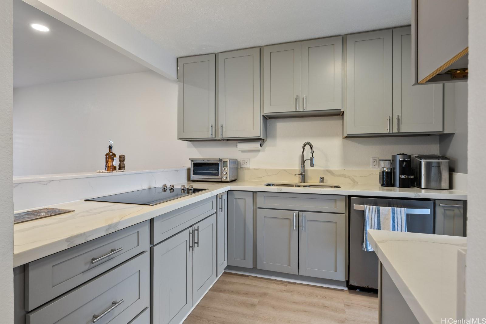 92-1064  Palahia St Makakilo-upper, Makakilo home - photo 2 of 24