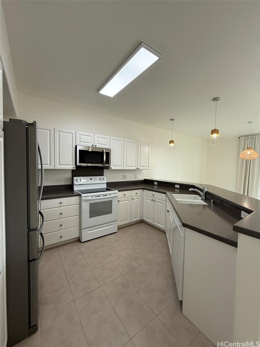 92-1071 Koio Dr Kapolei - Rental - photo 3 of 25