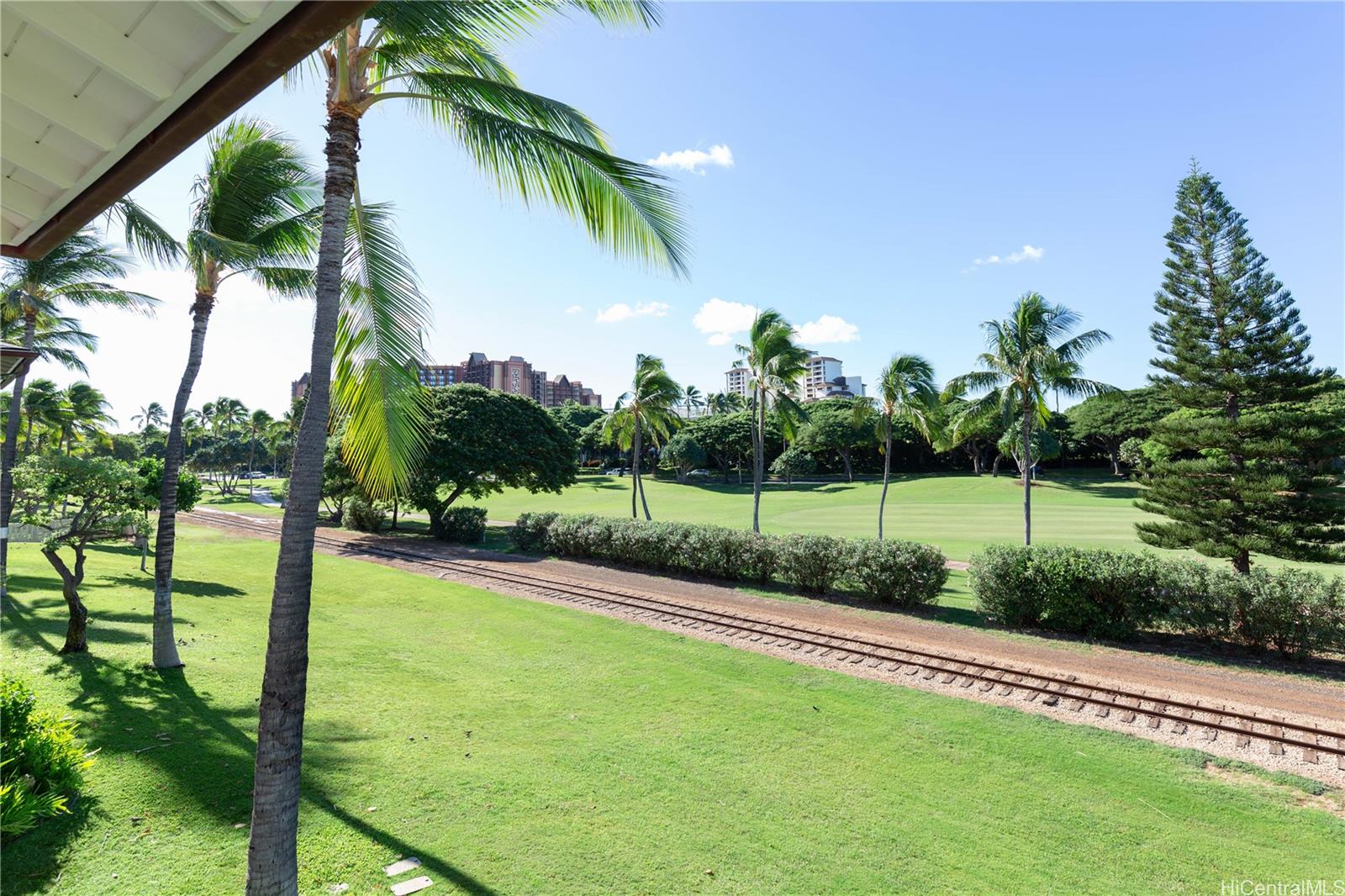 Coconut Plantation condo # 6-3, Kapolei, Hawaii - photo 2 of 25