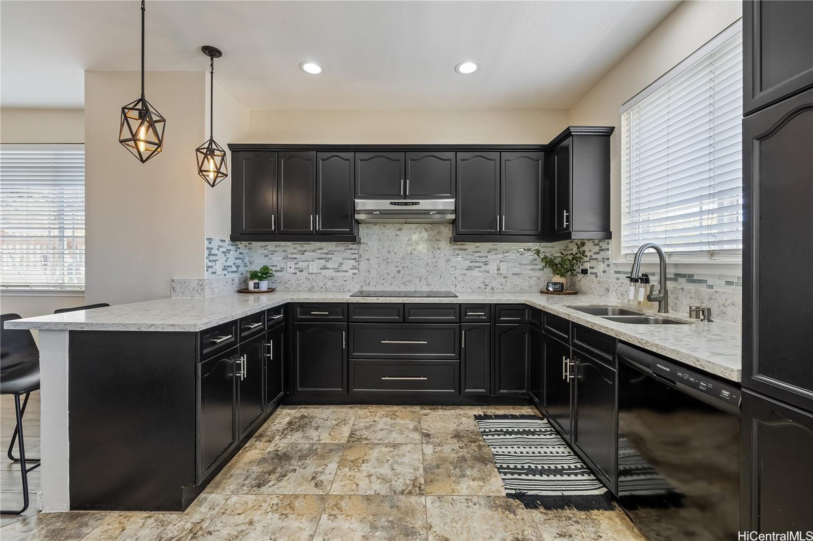 92-1083  Palahia Street Makakilo-upper, Makakilo home - photo 8 of 24