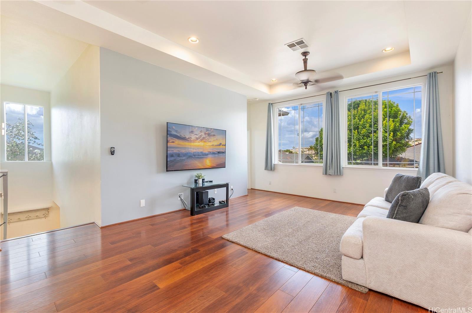 92-1087  Palahia Street Makakilo-upper, Makakilo home - photo 2 of 24