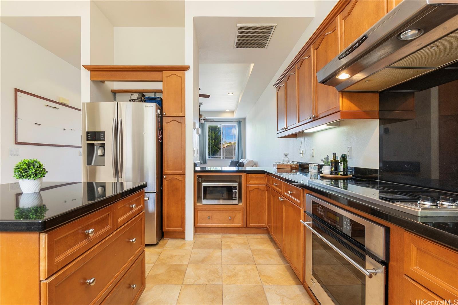 92-1087  Palahia Street Makakilo-upper, Makakilo home - photo 3 of 24