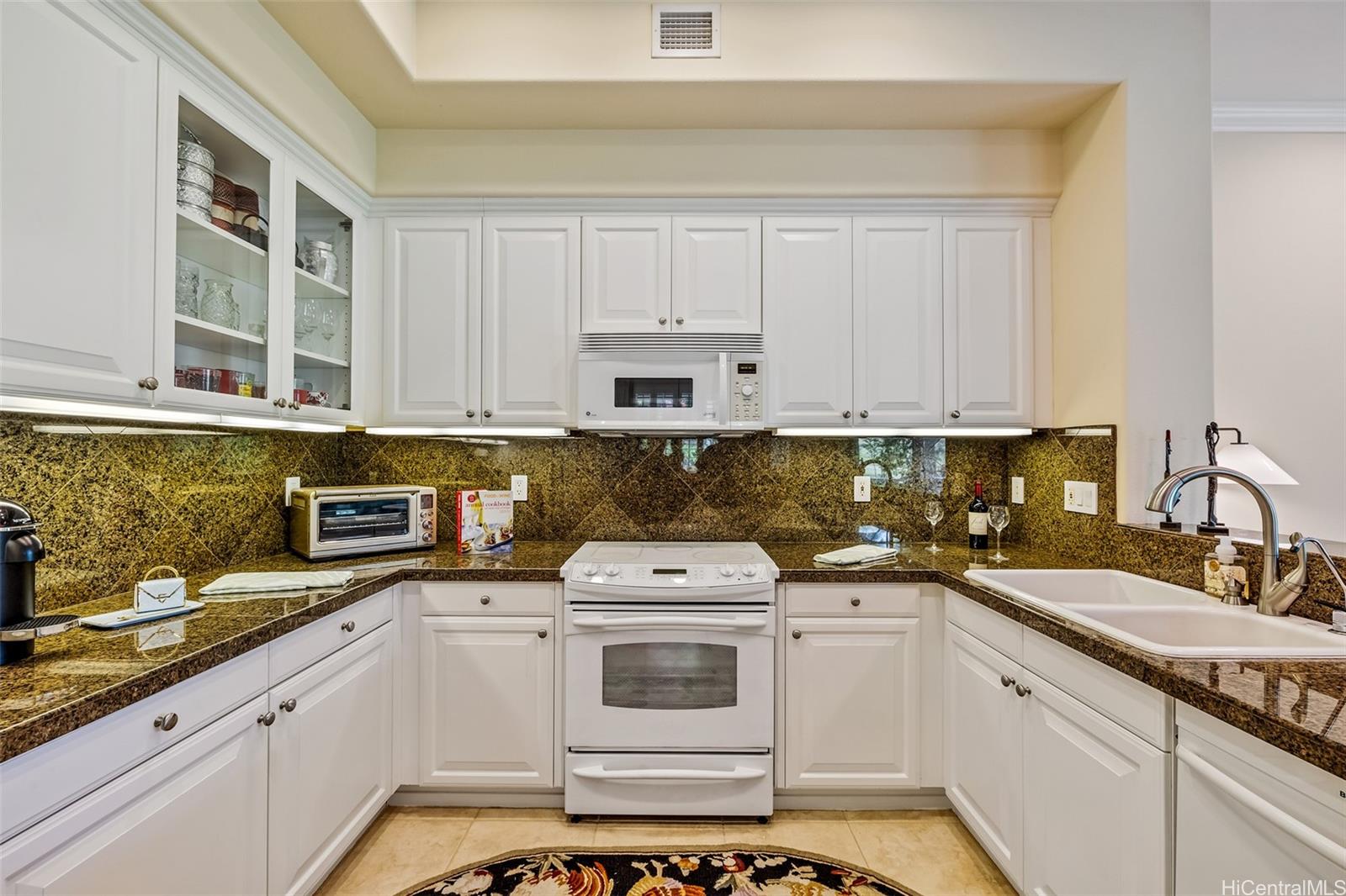 Coconut Plantation condo # 13-2, Kapolei, Hawaii - photo 5 of 25