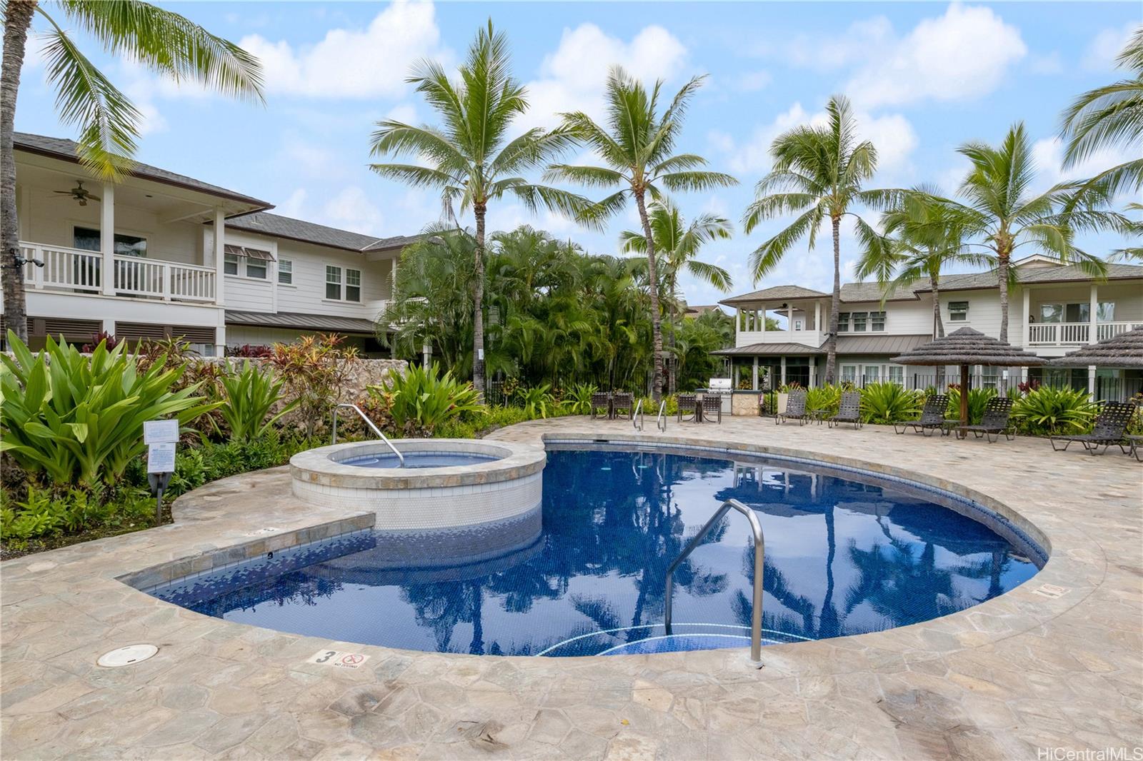 Coconut Plantation condo # 17-1, Kapolei, Hawaii - photo 22 of 25