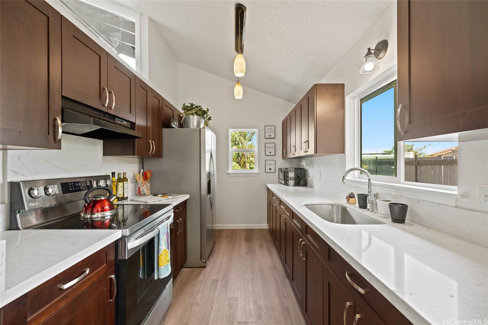 92-1158  Makamai Loop Makakilo-upper, Makakilo home - photo 3 of 25