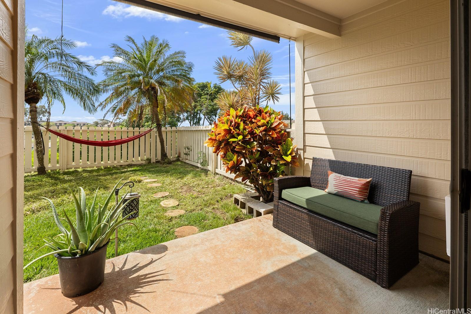 Palehua Community Association townhouse # C105, Kapolei, Hawaii - photo 3 of 25