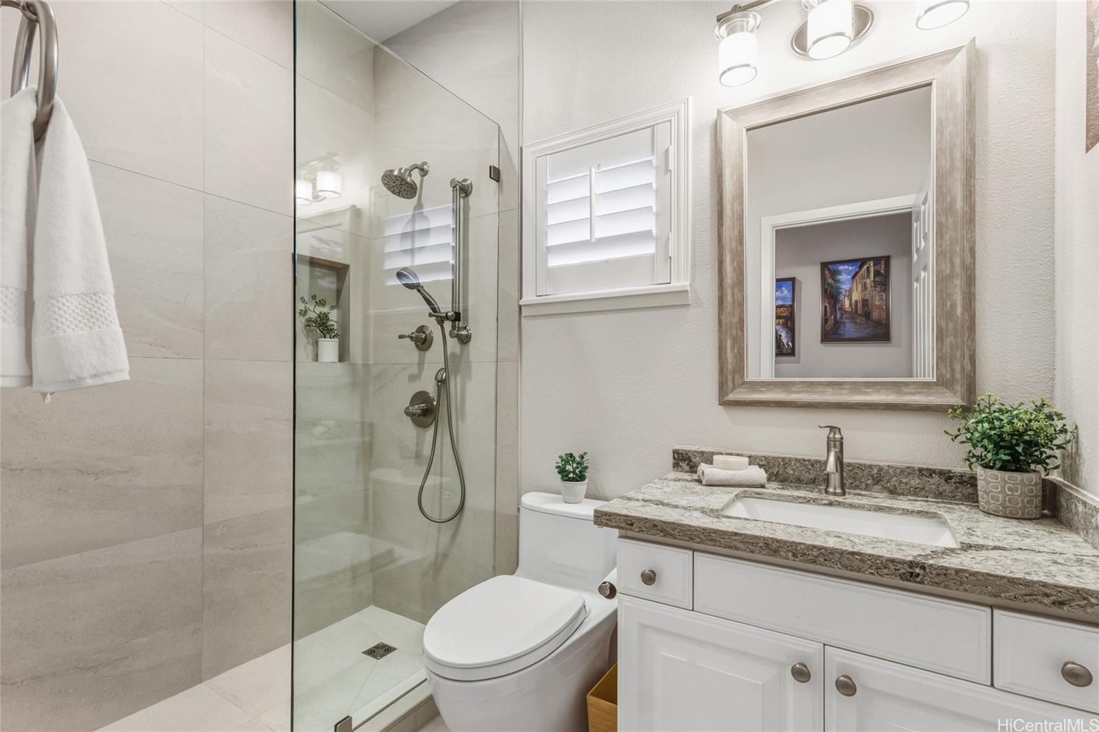 Coconut Plantation condo # 51-3, Kapolei, Hawaii - photo 16 of 25