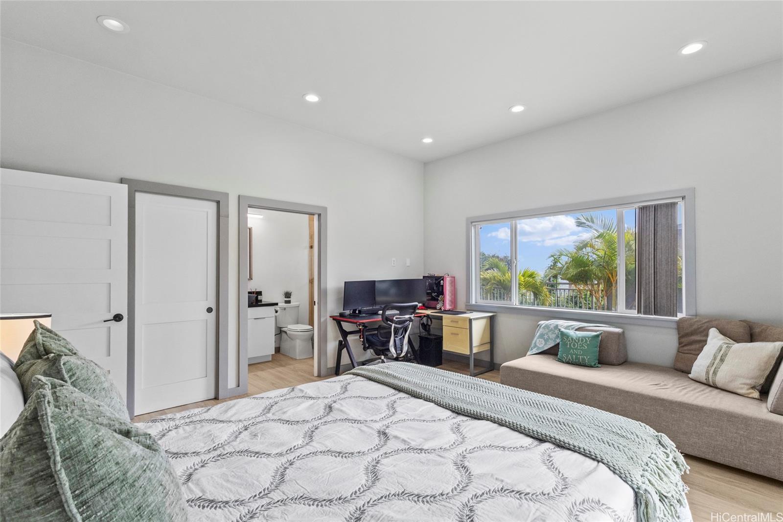 92-1176  Pueonani Street Makakilo-wai Kaloi, Makakilo home - photo 14 of 25