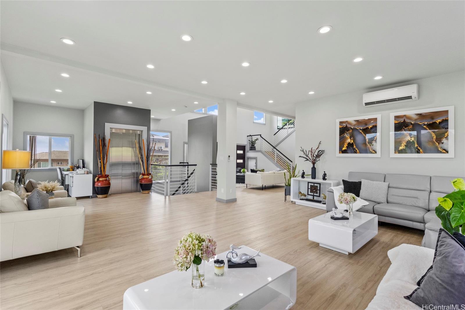 92-1176  Pueonani Street Makakilo-wai Kaloi, Makakilo home - photo 3 of 25