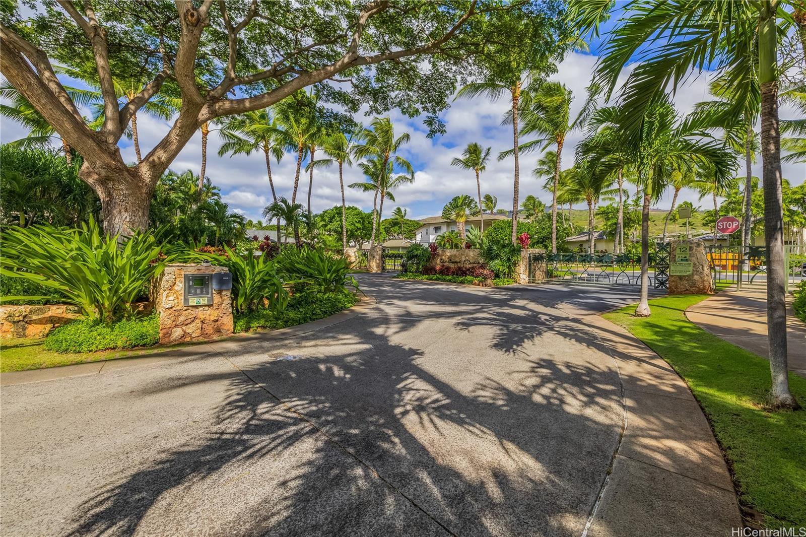 Coconut Plantation condo # 55-2, Kapolei, Hawaii - photo 22 of 25