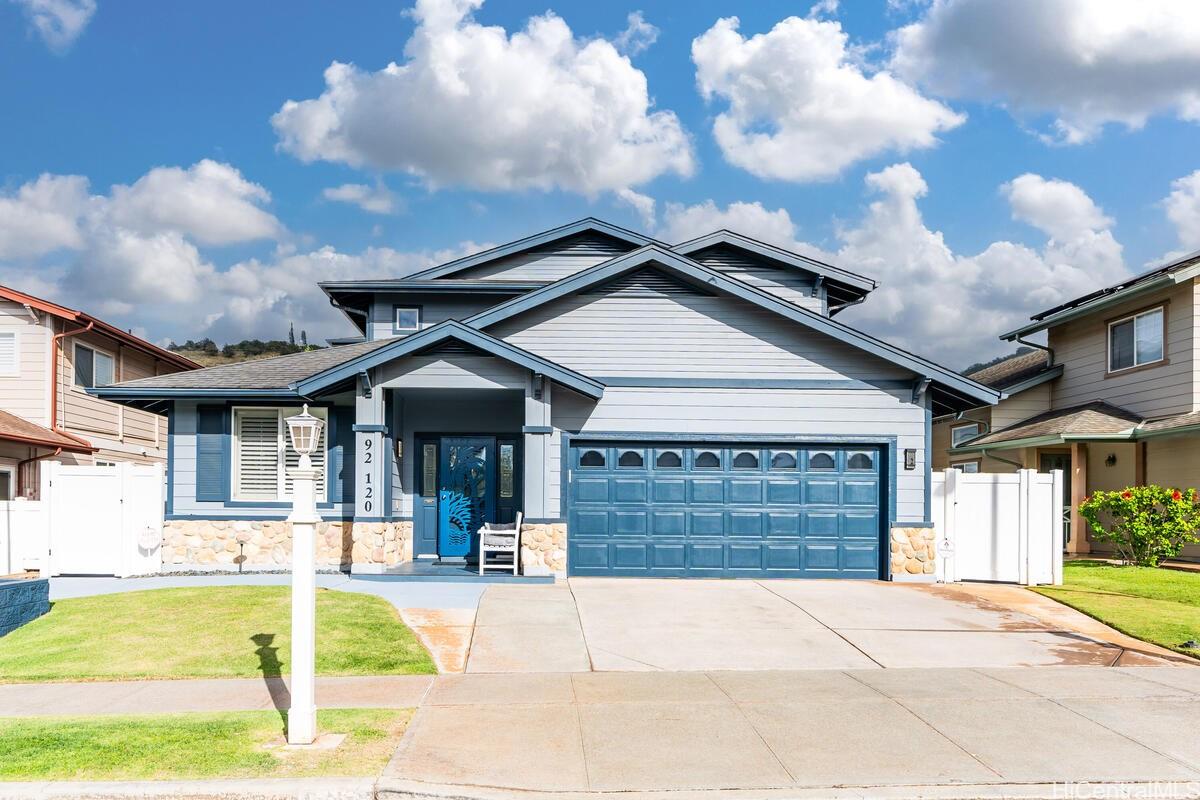 92-120  Kohi Place Makakilo-highpointe,  home - photo 1 of 25