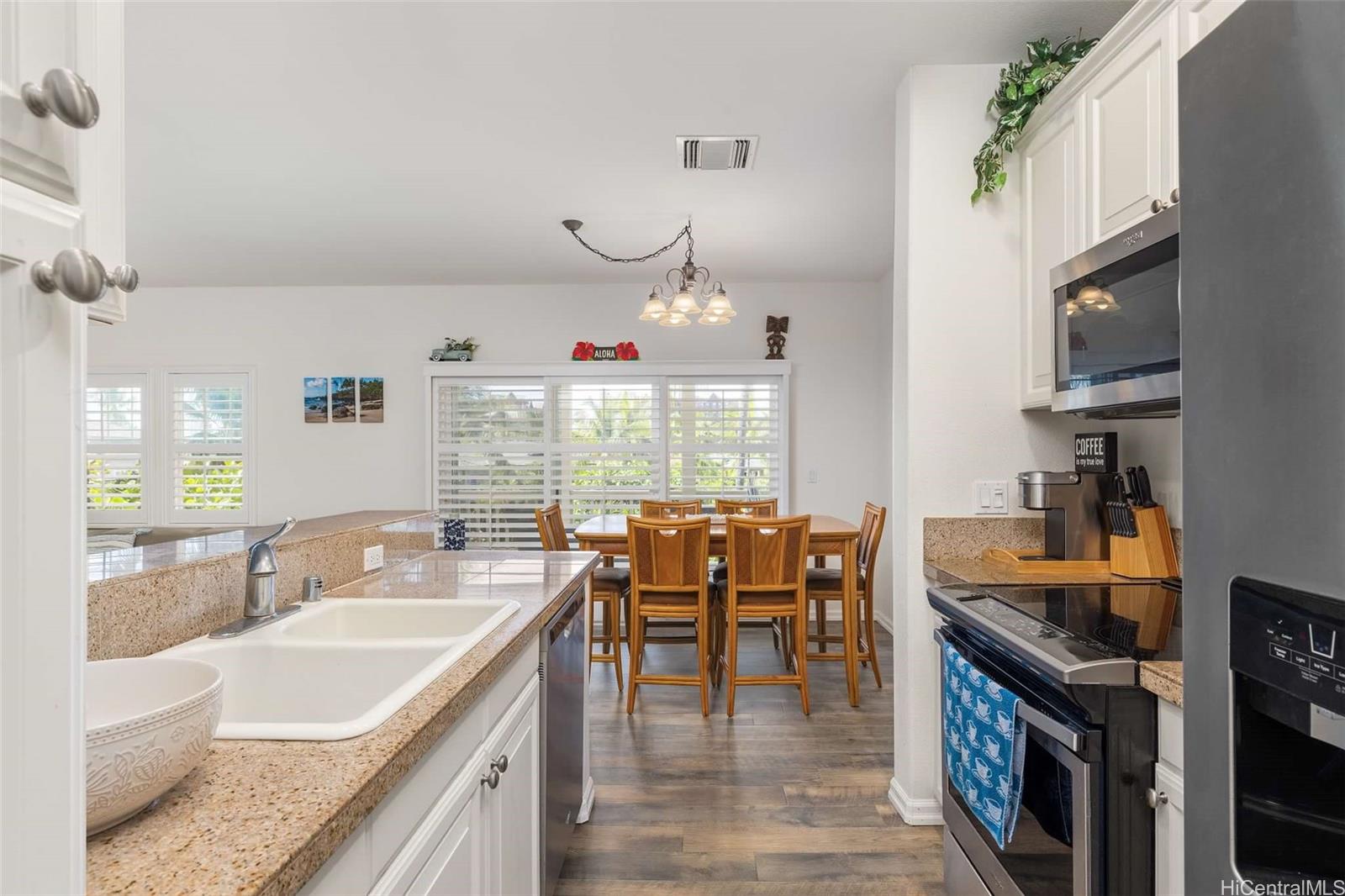 Coconut Plantation condo # 66-5, Kapolei, Hawaii - photo 14 of 25