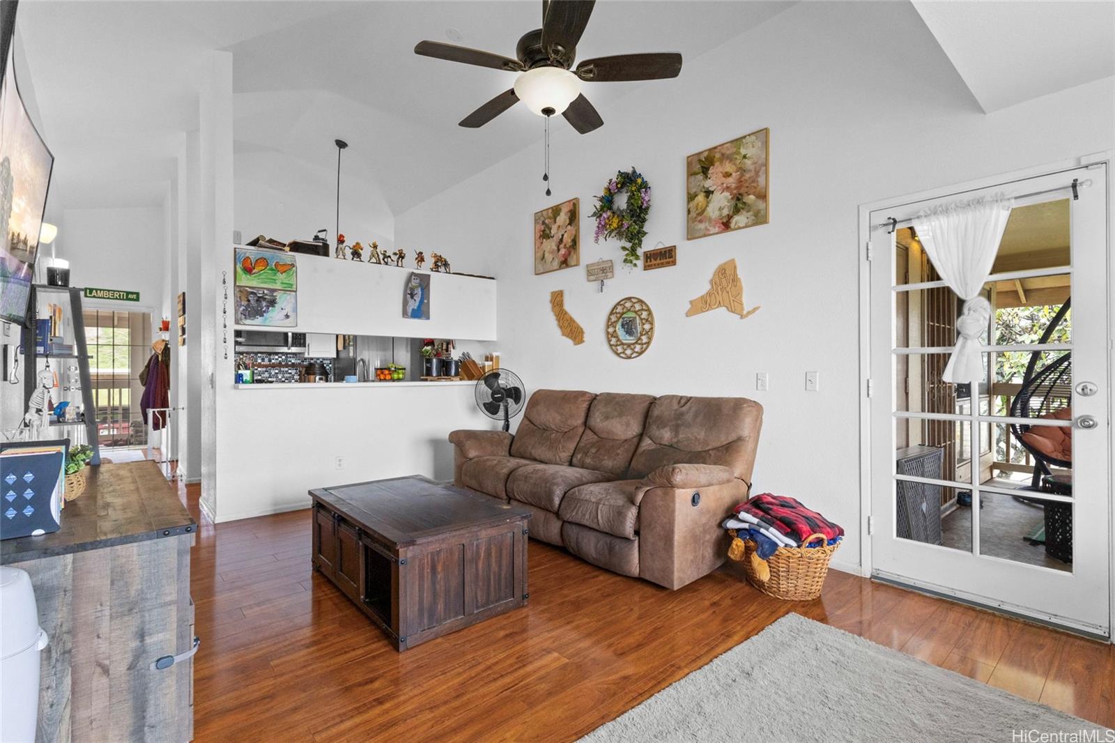 Westview At Makakilo Hts condo # Q201, Kapolei, Hawaii - photo 2 of 22