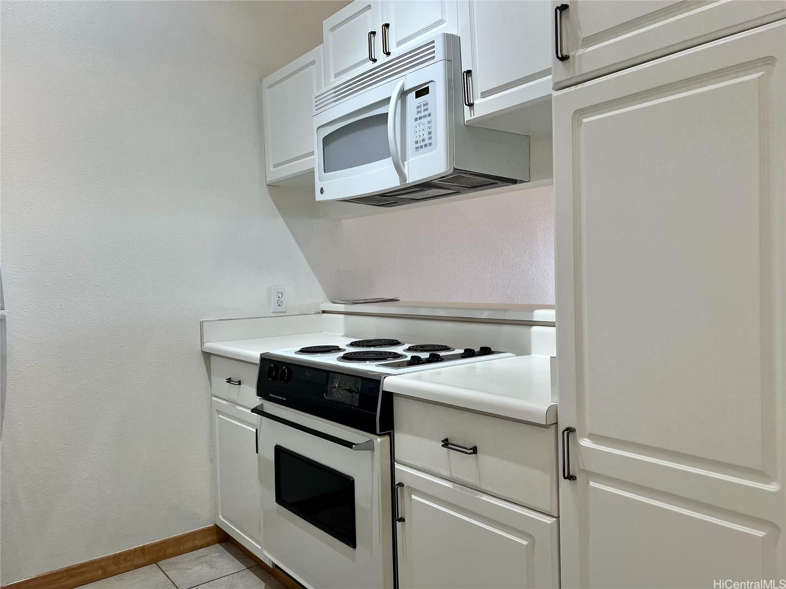 Palehua townhouse # V204, Kapolei, Hawaii - photo 3 of 15