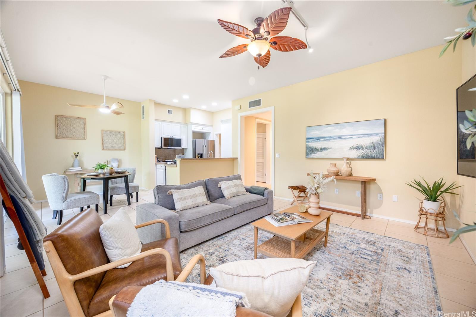 Coconut Plantation condo # 74-2, Kapolei, Hawaii - photo 4 of 25