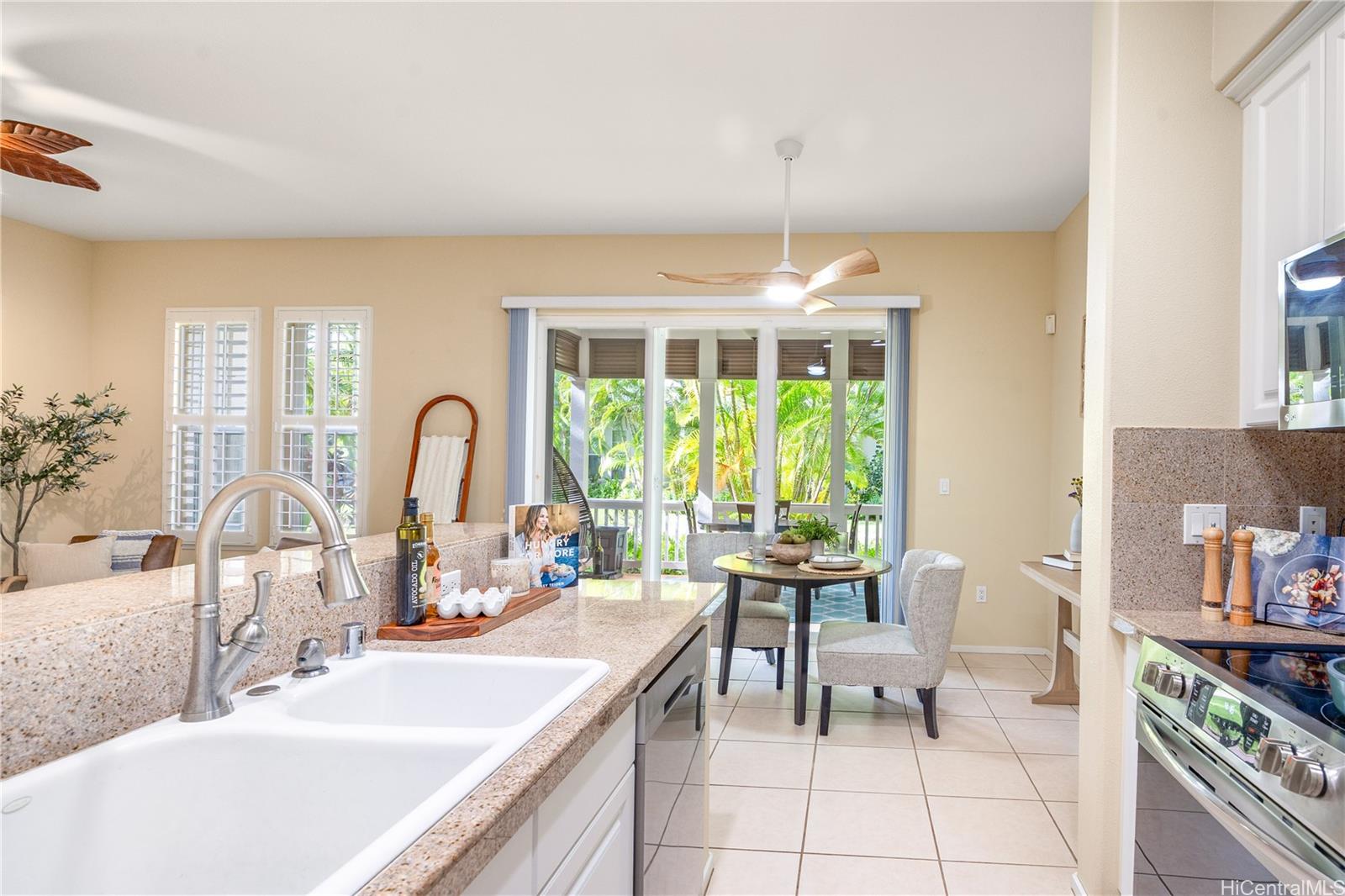 Coconut Plantation condo # 74-2, Kapolei, Hawaii - photo 7 of 25