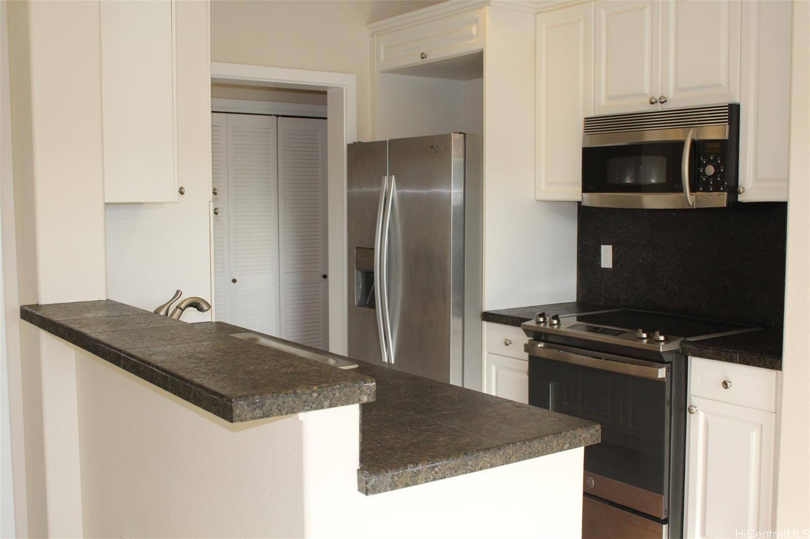 Coconut Plantation 814, 921232 Olani Street, Kapolei Ko Olina