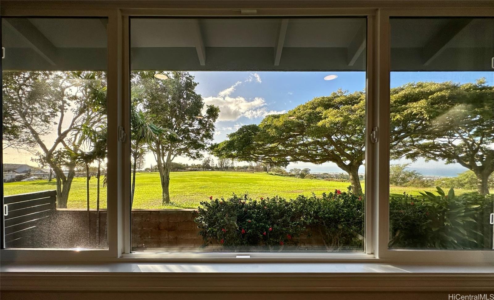 92-1267 Hoike Pl Kapolei - Rental - photo 2 of 10