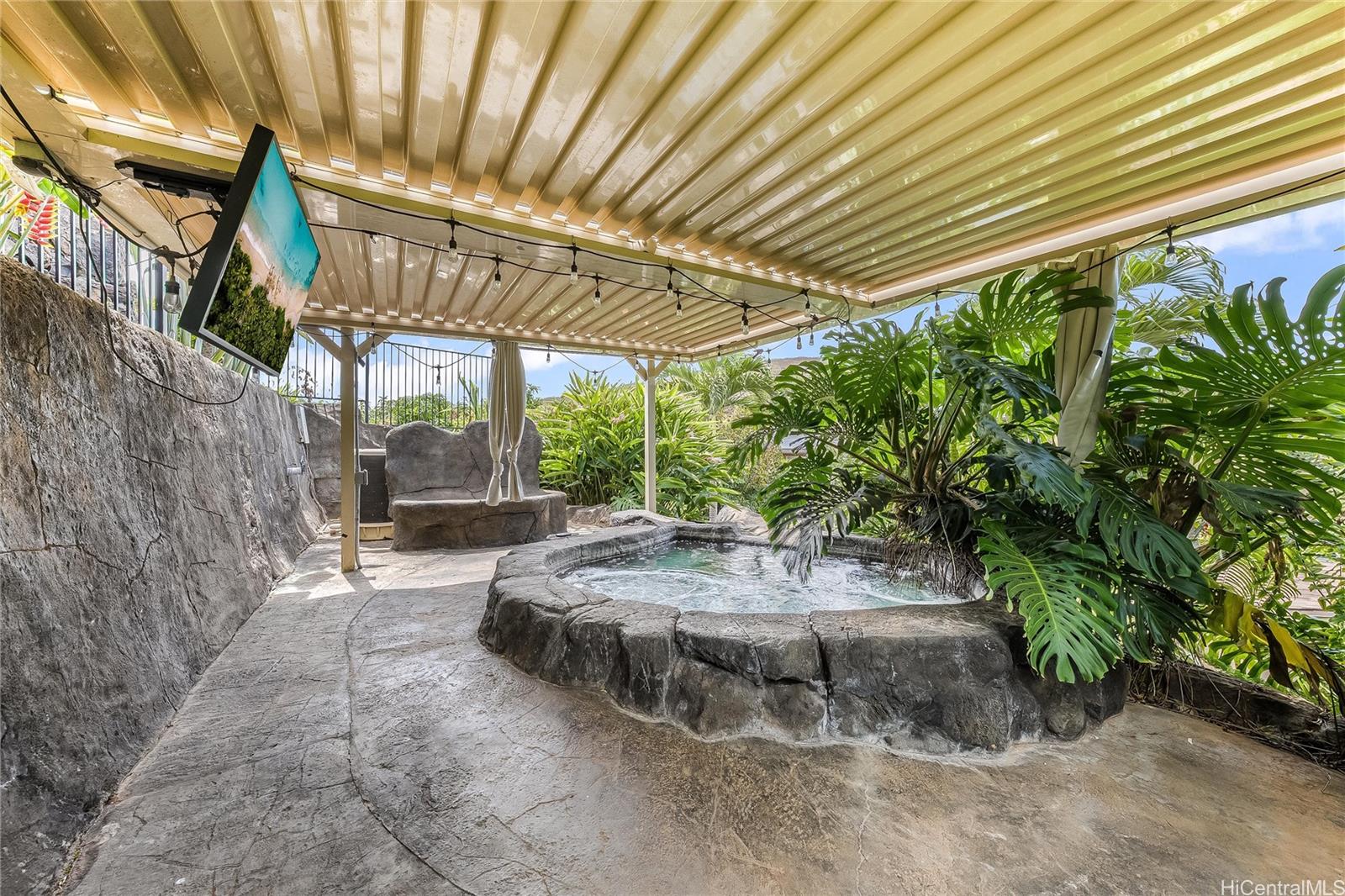 92-1273  Pueonani Street Makakilo-wai Kaloi, Makakilo home - photo 20 of 25