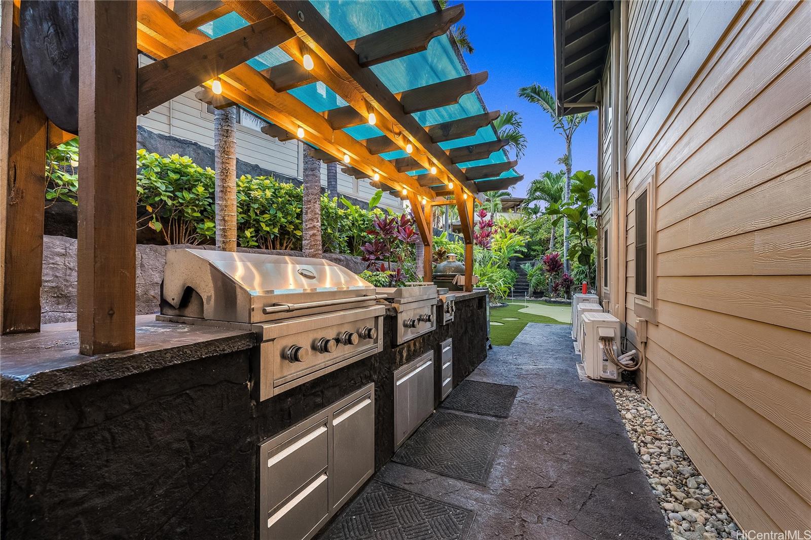 92-1273  Pueonani Street Makakilo-wai Kaloi, Makakilo home - photo 23 of 25