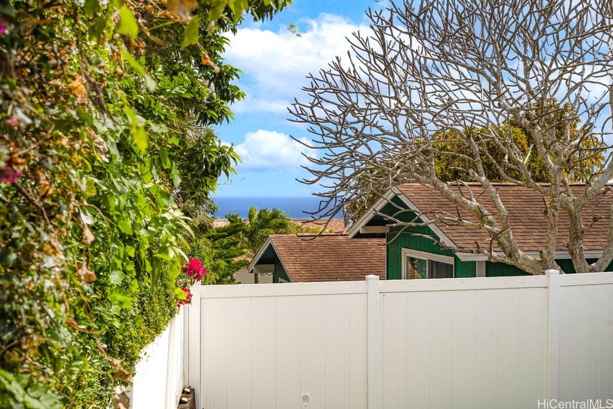 92-1285  Kikaha Street Makakilo-palehua Hgts, Makakilo home - photo 16 of 20