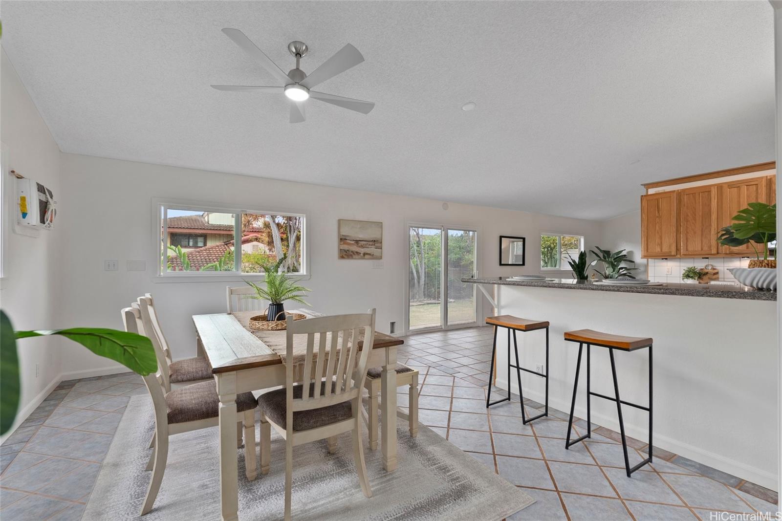 92-1292  Uahanai Street Makakilo-highlands, Makakilo home - photo 3 of 25