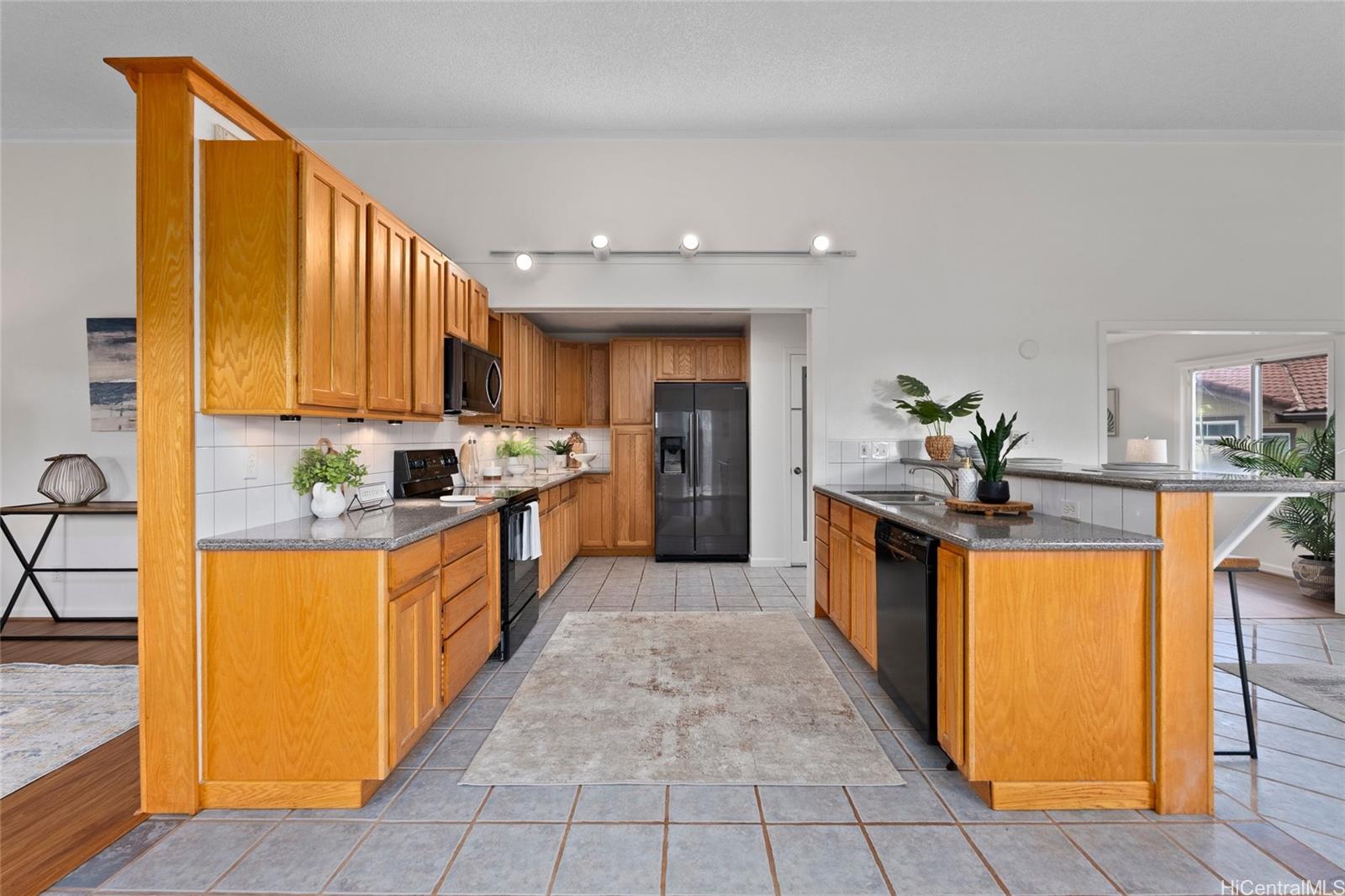 92-1292  Uahanai Street Makakilo-highlands, Makakilo home - photo 6 of 25